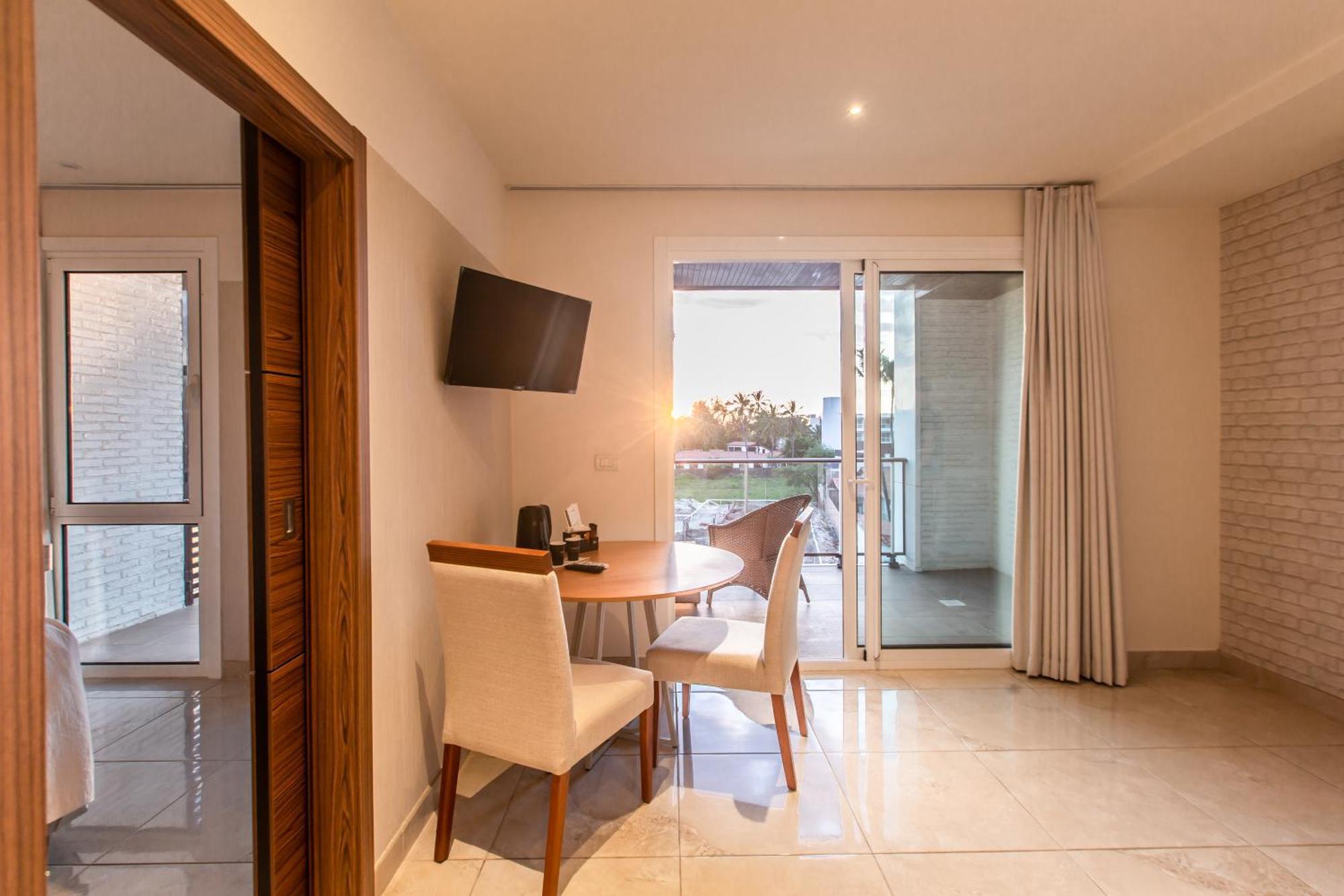 Hotel Tango 4*